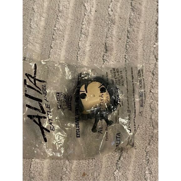 Alita Battle Angel Funki Pocket Pop! Keychain Limited Release Movie Promo NEW - Picture 1 of 5